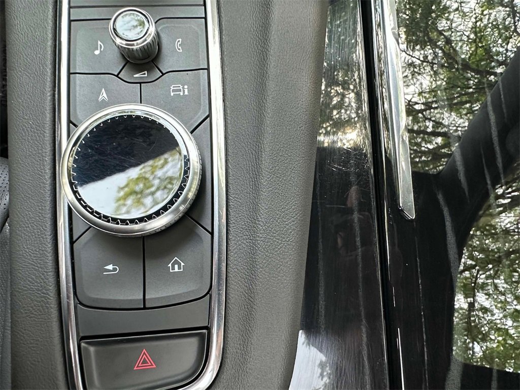 Certified 2024 Cadillac Escalade ESV Sport w/ LPO, ONYX Package image 25