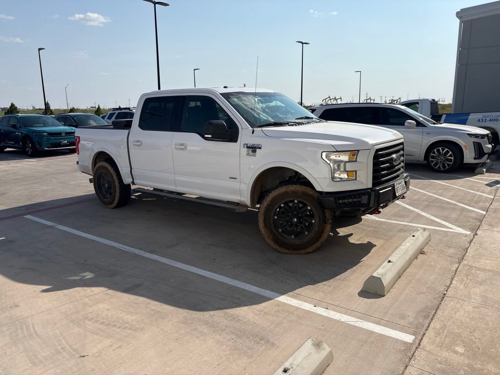 Used 2016 Ford F150 XLT w/ Equipment Group 302A Luxury AWD/4WD image 12