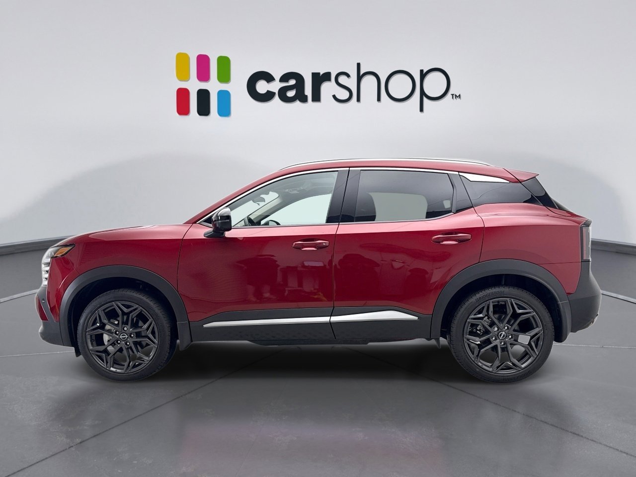 Used 2026 Nissan Kicks SR w/ SR Premium Package AWD/4WD image 2