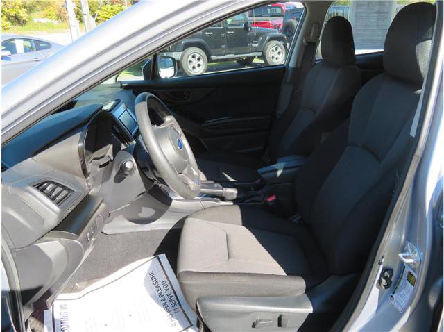 Used 2022 Subaru Impreza 2.0i Premium image 23