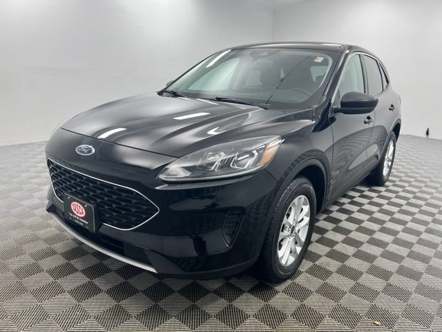 Used 2022 Ford Escape SE w/ Cold Weather Package AWD/4WD image 2