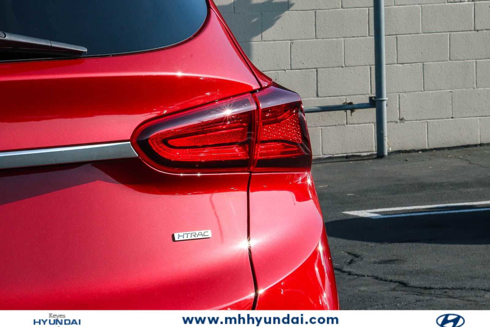 Used 2019 Hyundai Santa Fe SE AWD/4WD image 10