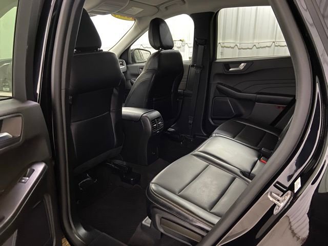 Used 2024 Ford Escape Platinum AWD/4WD image 21