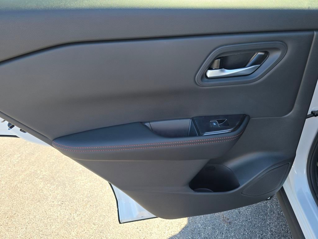 New 2026 Nissan Rogue SV image 26