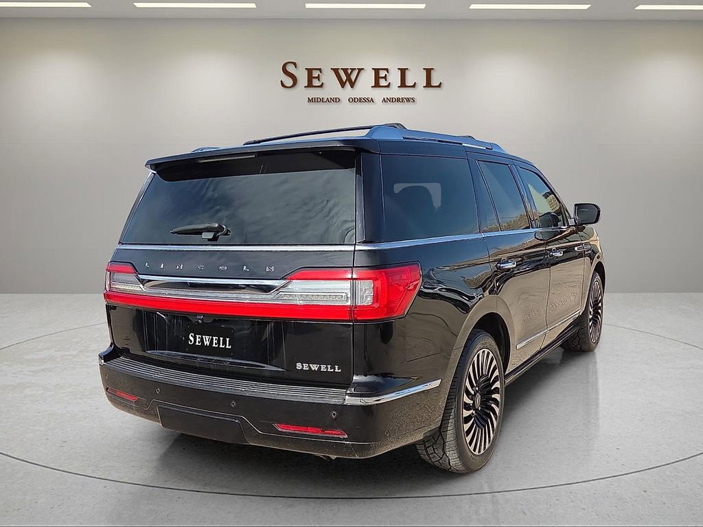 Used 2018 Lincoln Navigator Black Label w/ Cargo Package image 4