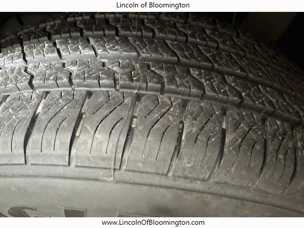 Used 2022 Ford F150 Lariat w/ Equipment Group 502A High image 15