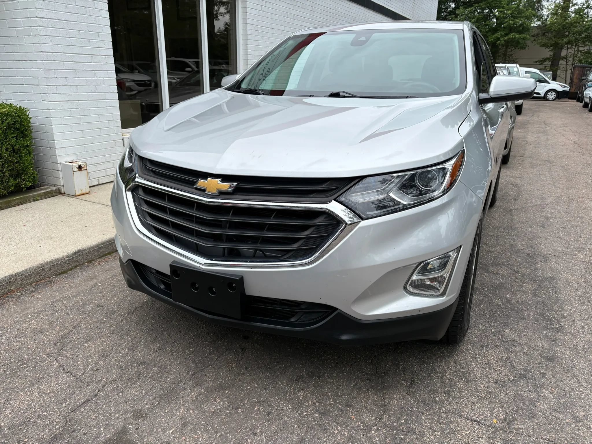 Used 2021 Chevrolet Equinox LT AWD/4WD image 2