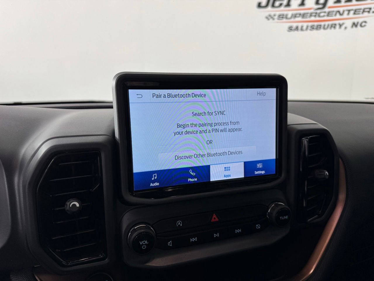 Used 2021 Ford Bronco Sport Outer Banks w/ Outer Banks Package (96D) image 16