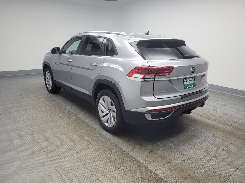 Used 2020 Volkswagen Atlas Cross Sport SE w/ Towing Package AWD/4WD image 3