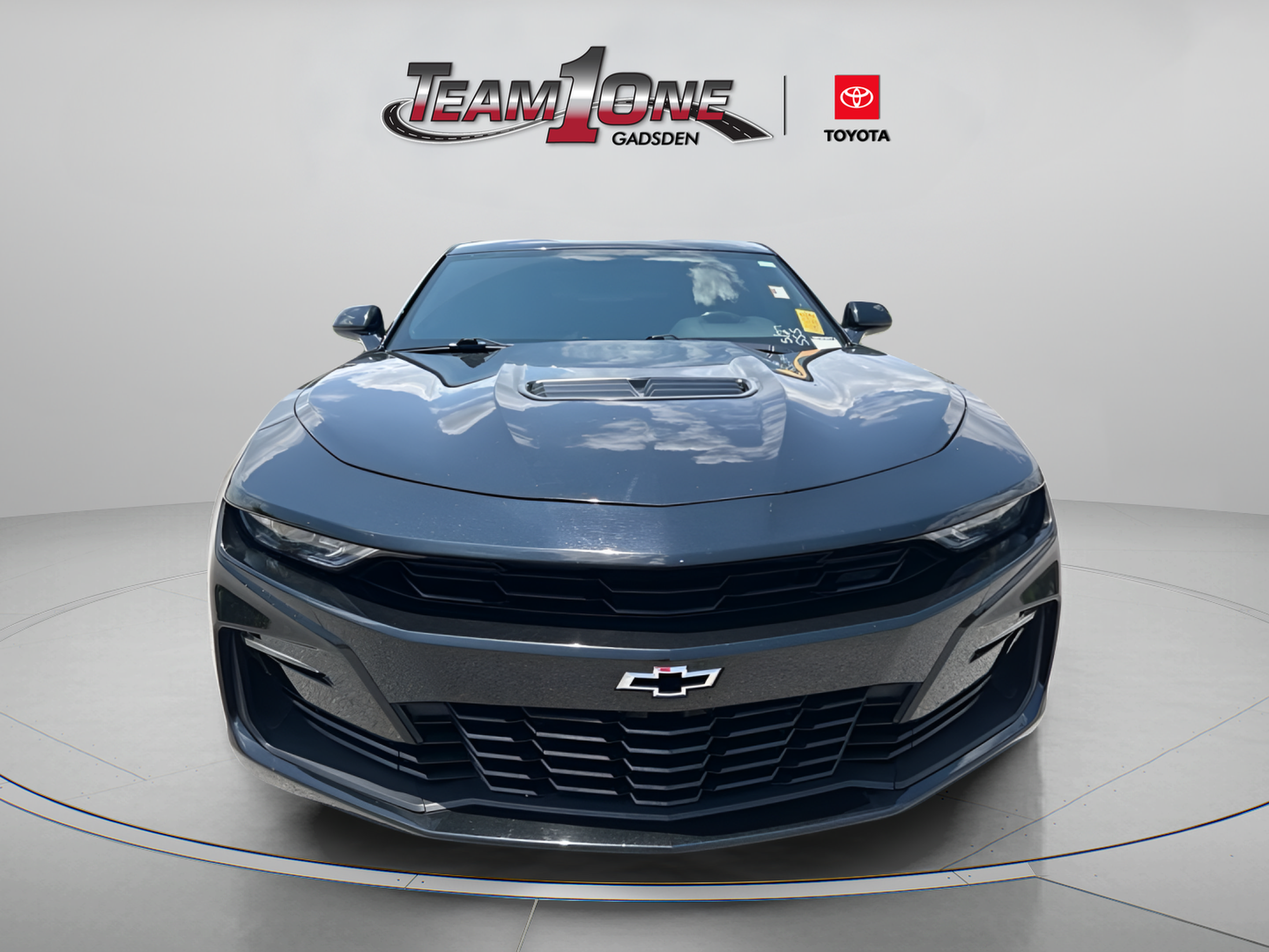 Used 2019 Chevrolet Camaro SS RWD image 2