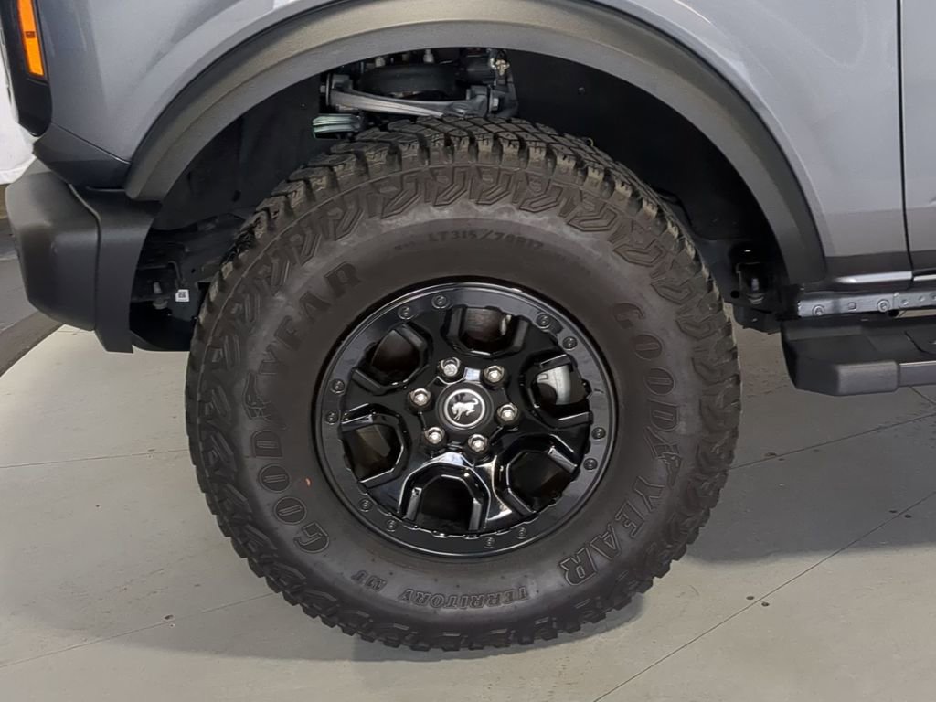 Used 2023 Ford Bronco Wildtrak AWD/4WD image 17