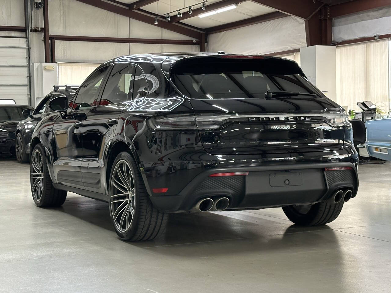 Used 2024 Porsche Macan S AWD/4WD image 4