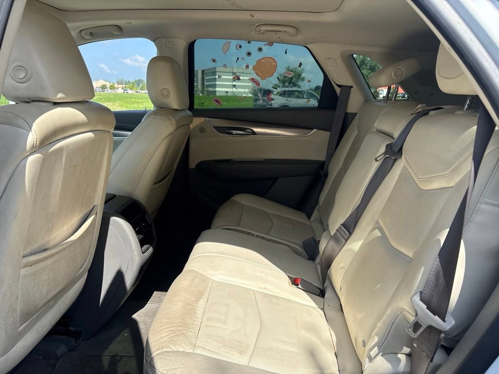 Used 2017 Cadillac XT5 Premium Luxury w/ LPO, Wheel Lock Package AWD/4WD image 15