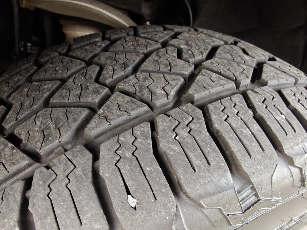 Used 2023 GMC Yukon AT4 w/ AT4 Premium Plus Package image 35