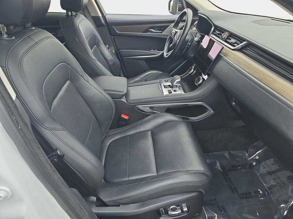 Used 2021 Jaguar F-PACE S image 12