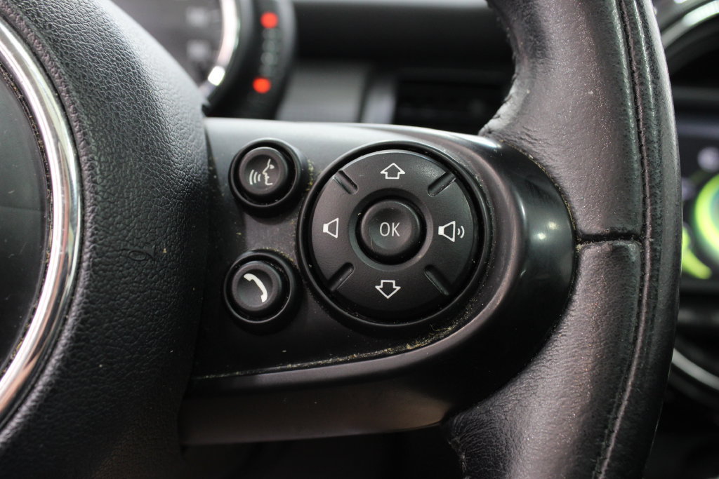 Used 2016 MINI Cooper 2-Door Hardtop FWD image 24