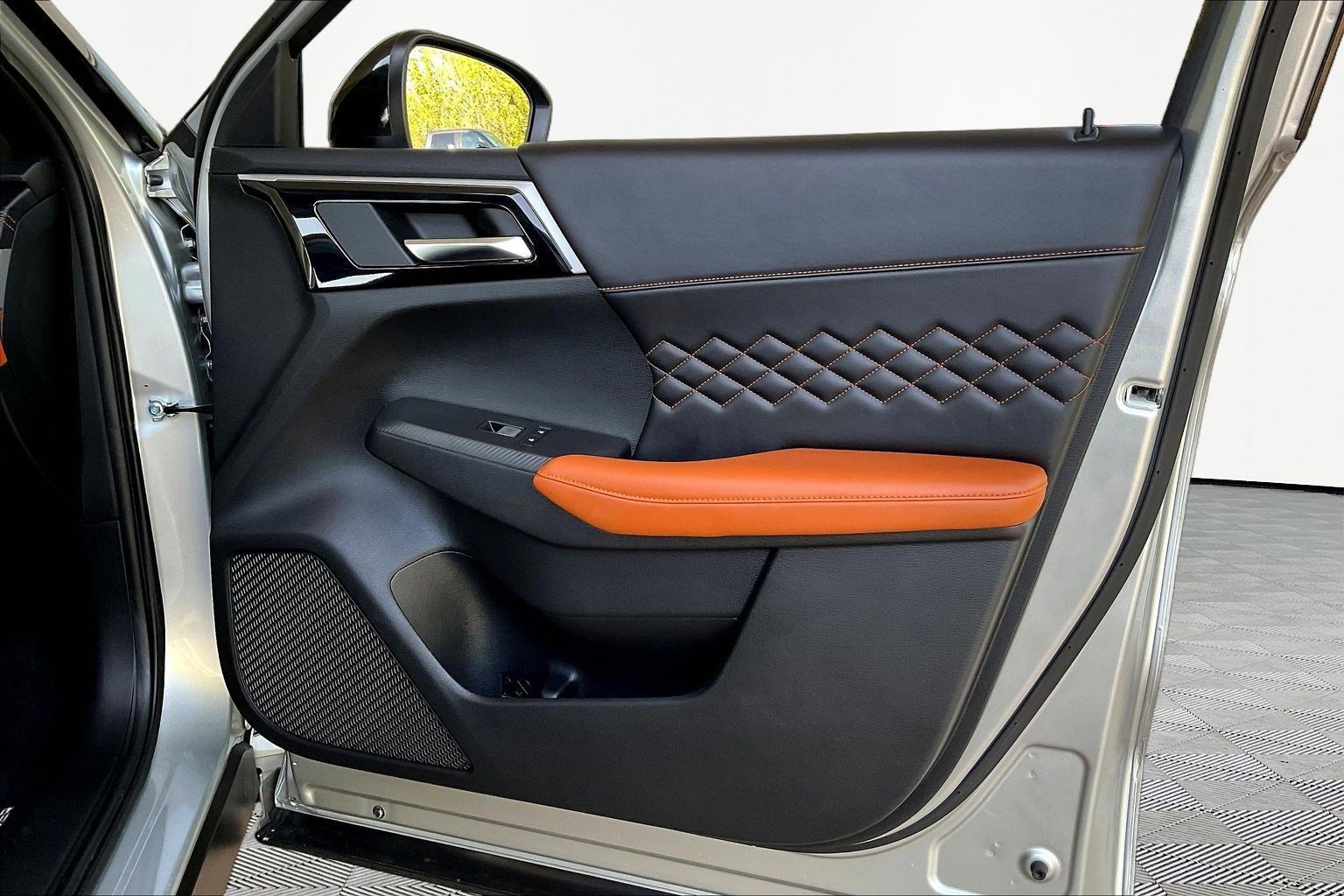 Used 2022 Mitsubishi Outlander SEL AWD/4WD image 28