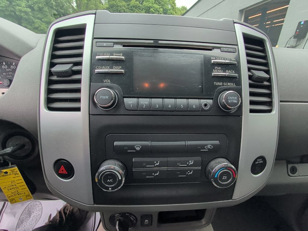 Used 2014 Nissan Frontier SV AWD/4WD image 20