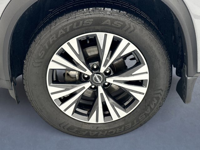 Used 2023 Nissan Rogue SV image 21