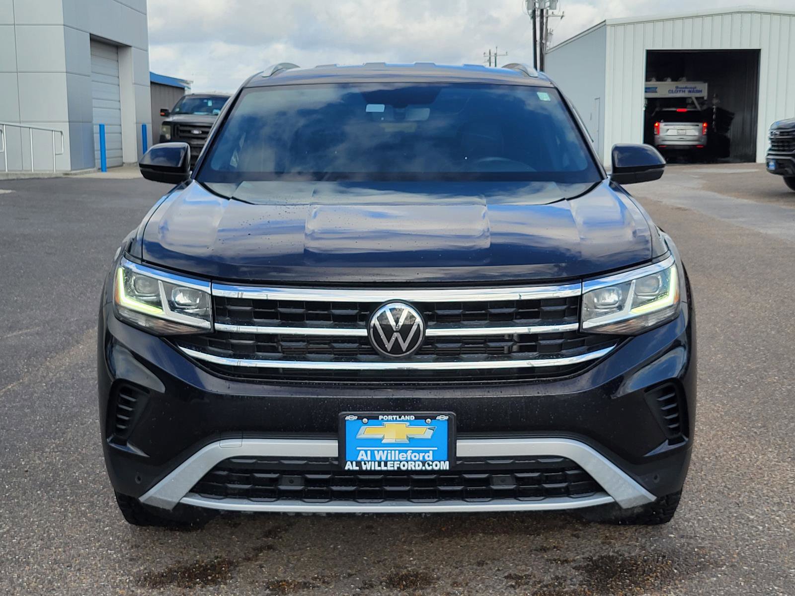 Used 2023 Volkswagen Atlas Cross Sport SE image 8
