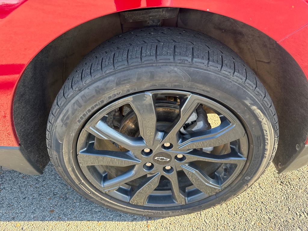 Used 2022 Chevrolet Equinox RS w/ RS Leather Package image 12