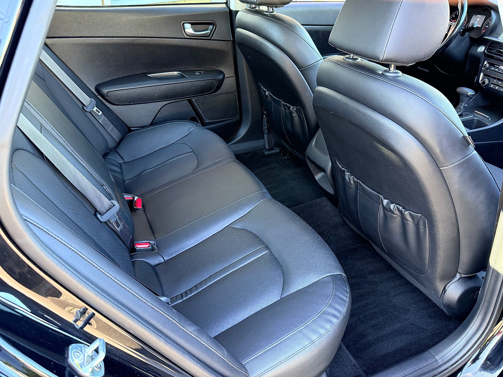 Used 2020 Kia Optima SE FWD image 39