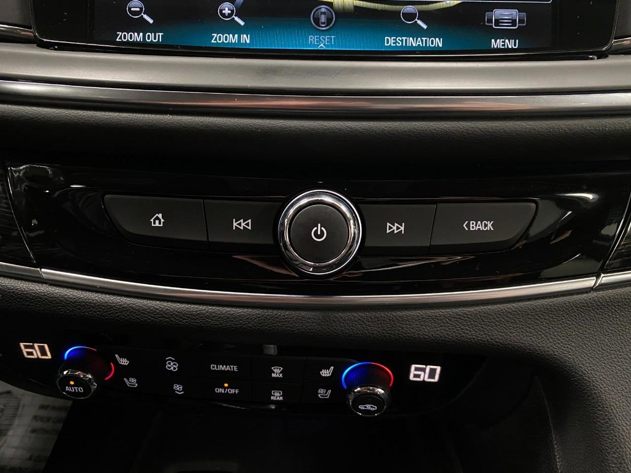 Used 2019 Buick Enclave Avenir w/ Avenir Technology Package AWD/4WD image 30