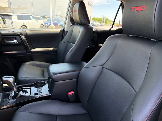 Used 2019 Toyota 4Runner TRD Off-Road Premium AWD/4WD image 19