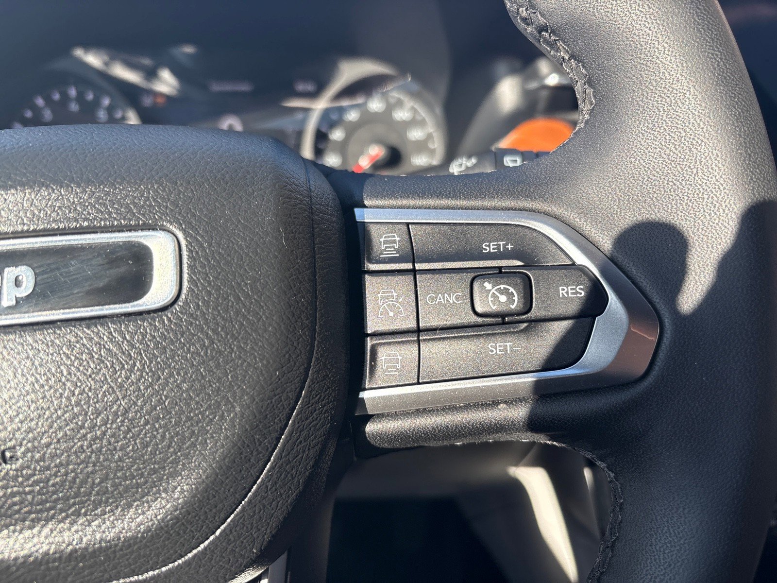 Used 2023 Jeep Compass Limited w/ Elite Group image 14