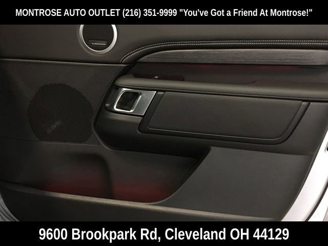 New 2023 Land Rover Discovery HSE R-Dynamic image 33