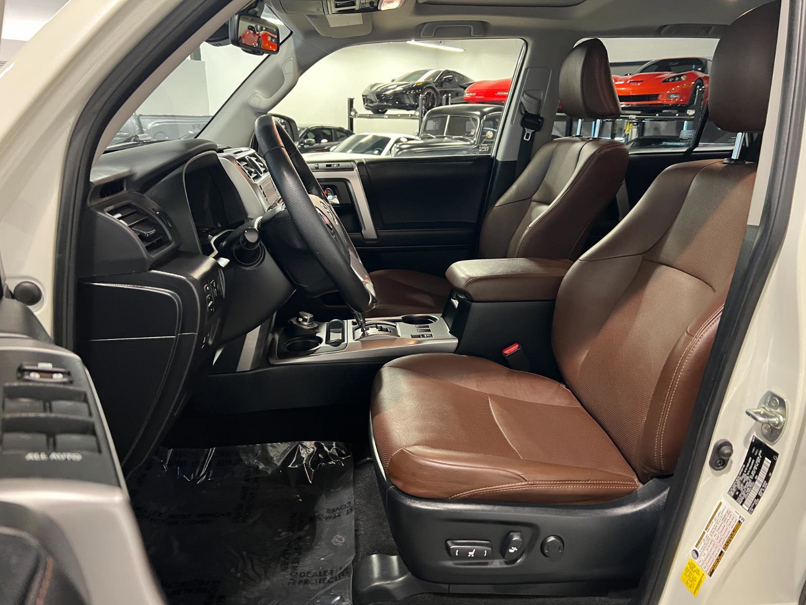 Used 2023 Toyota 4Runner Limited image 9