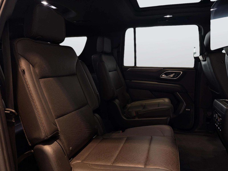 Used 2021 Chevrolet Suburban High Country AWD/4WD image 36