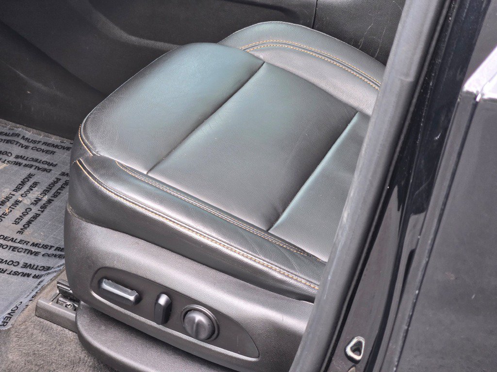 Certified 2019 Chevrolet Traverse LT w/ LT Premium Package FWD image 22