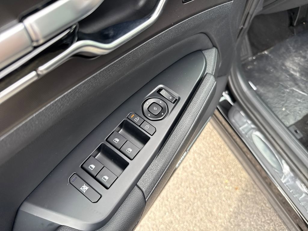 New 2026 Kia Sportage SX Prestige image 11