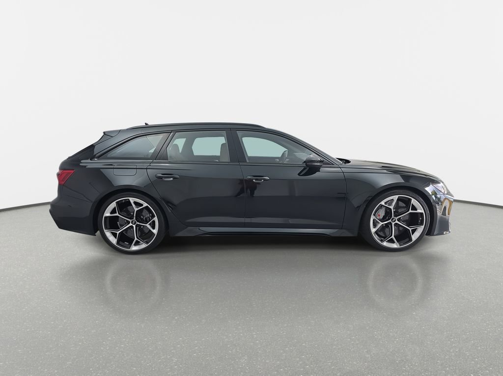 Used 2025 Audi RS 6 performance image 4