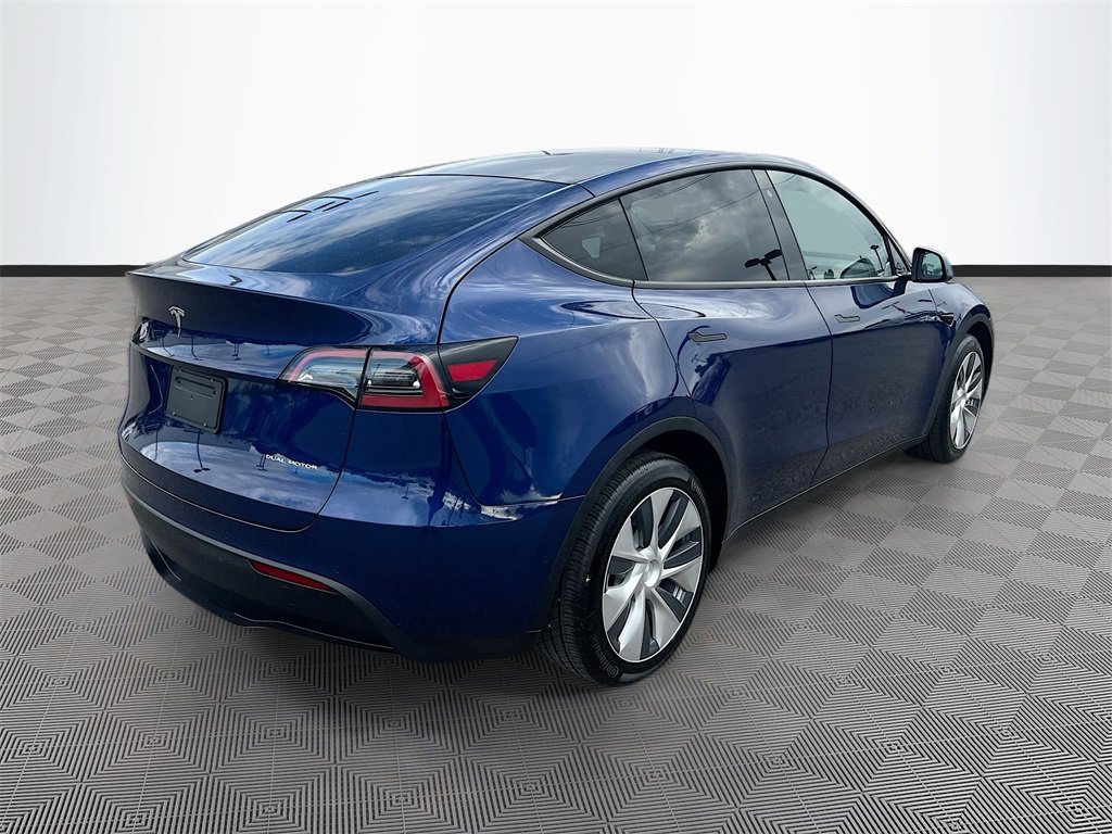 Used 2020 Tesla Model Y Long Range image 7