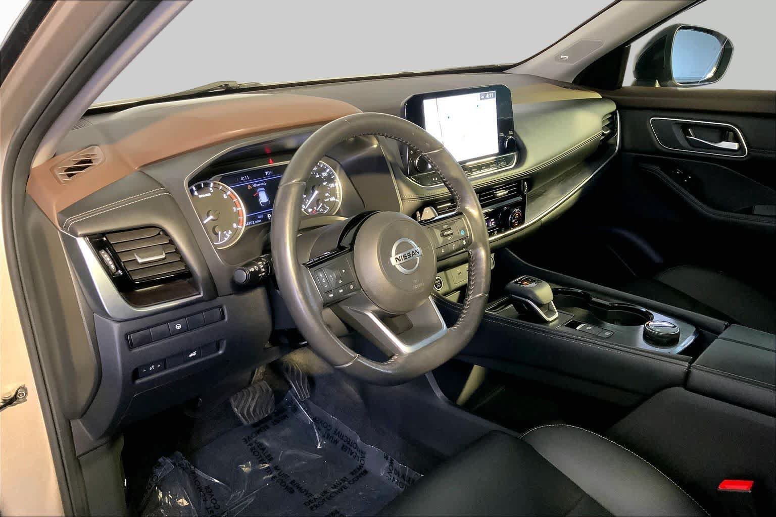 Used 2021 Nissan Rogue SL w/ Premium Package AWD/4WD image 18