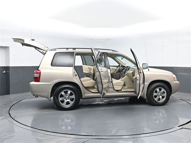 Used 2004 Toyota Highlander V6 image 53