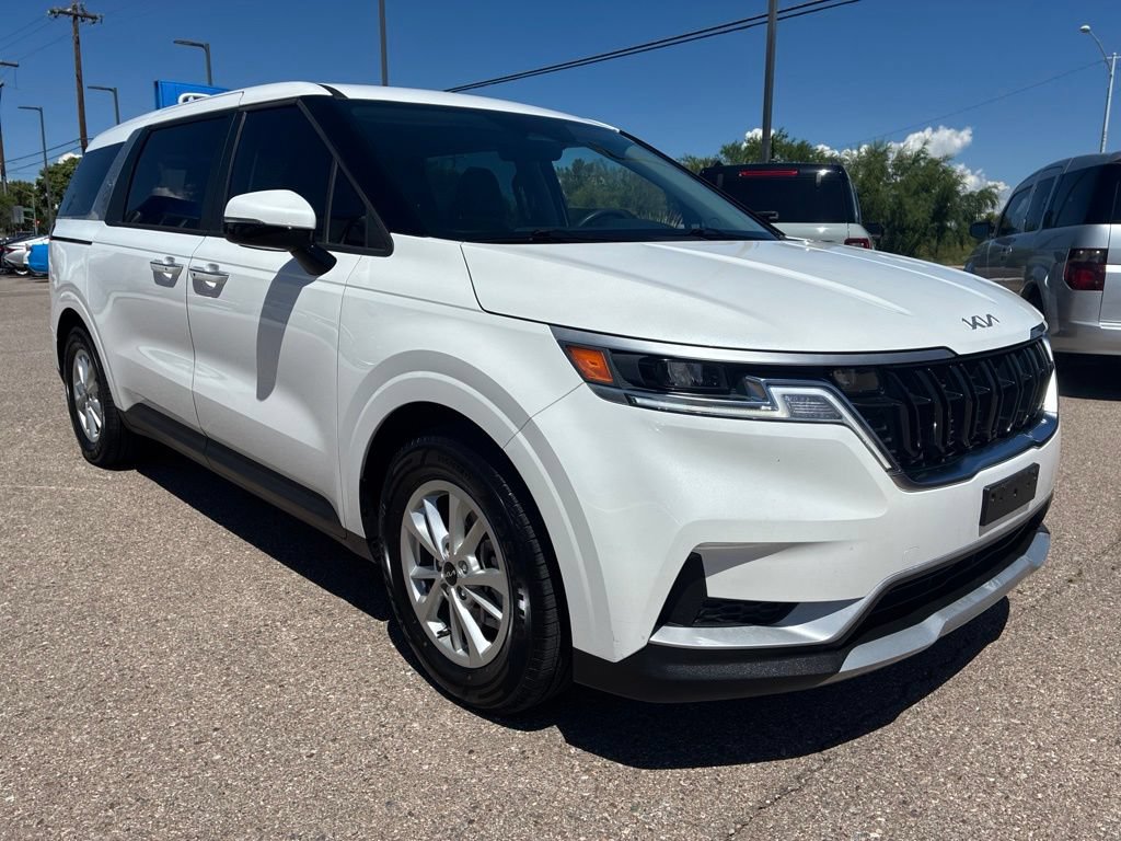 Used 2022 Kia Carnival LX FWD image 7