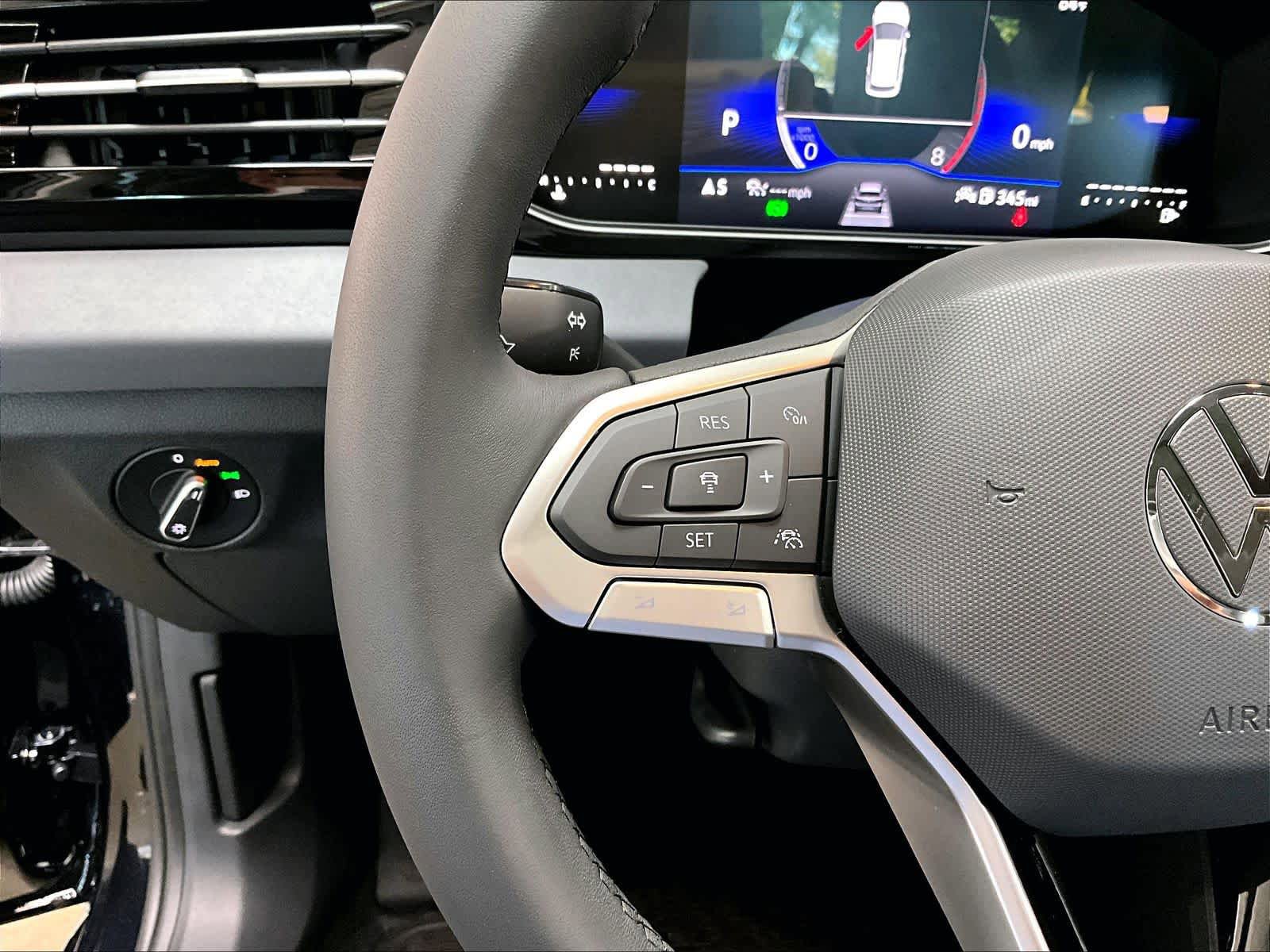 New 2026 Volkswagen Jetta SE FWD image 16