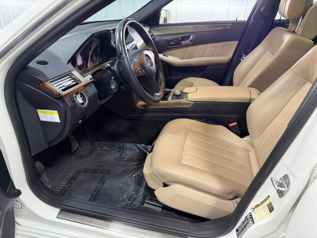 Used 2011 Mercedes-Benz E 350 4MATIC Wagon image 11