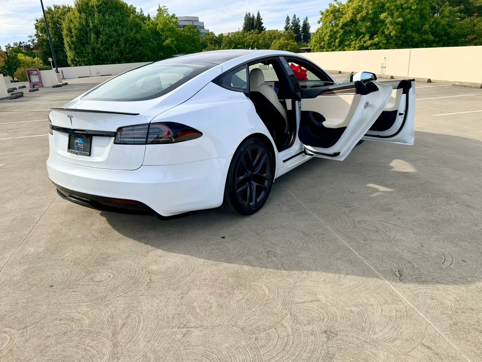 Used 2022 Tesla Model S Standard Range AWD/4WD image 91