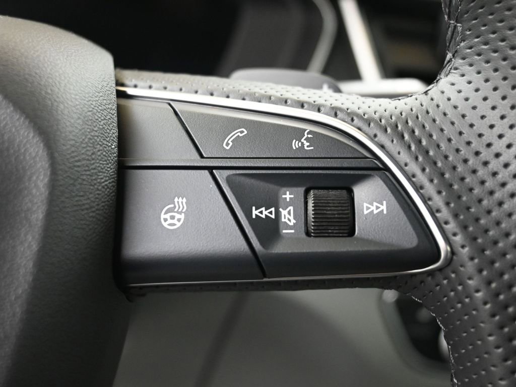 Certified 2024 Audi Q5 2.0T Premium Plus image 25