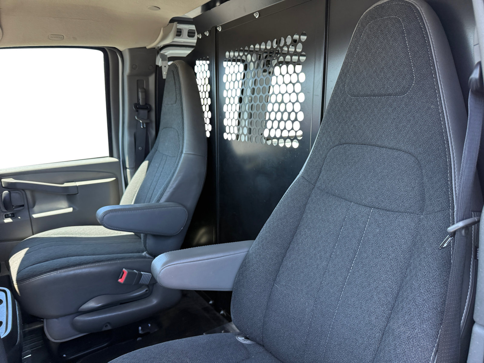Used 2023 Chevrolet Express 2500 w/ Driver Convenience Package RWD image 16