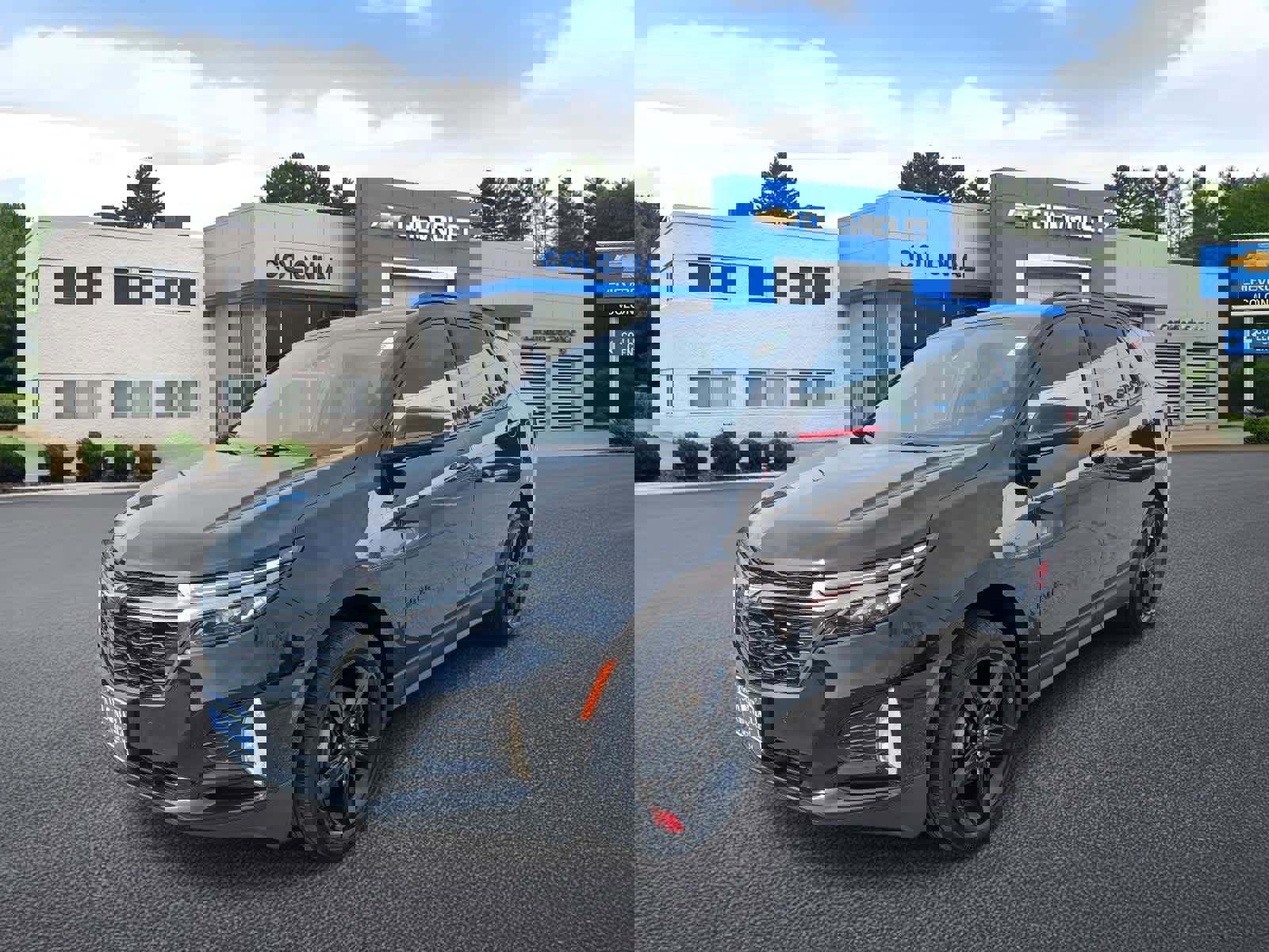 Used 2023 Chevrolet Equinox Premier image 1