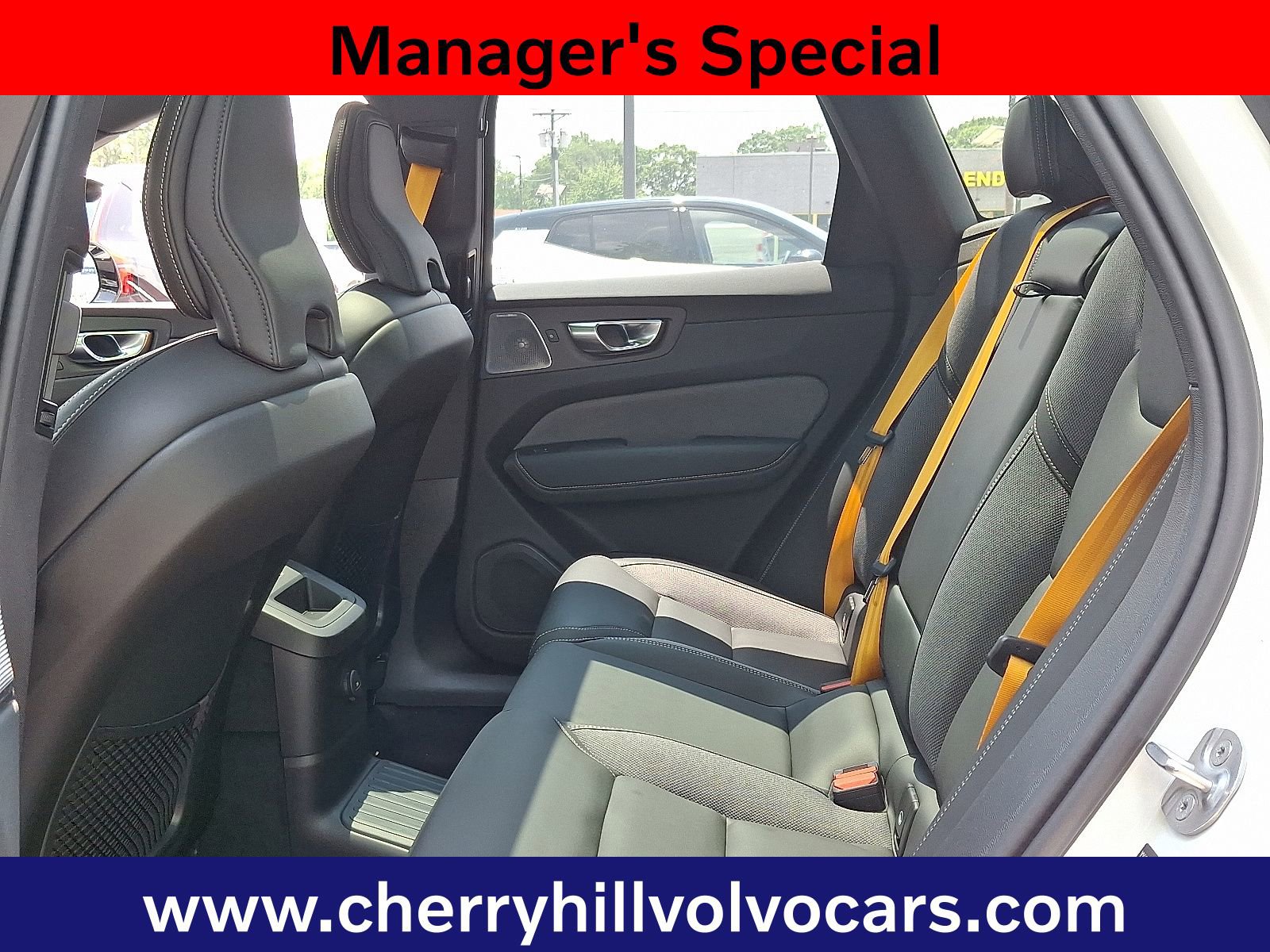 Certified 2025 Volvo XC60 T8 Polestar w/ Protection Package Premier image 11