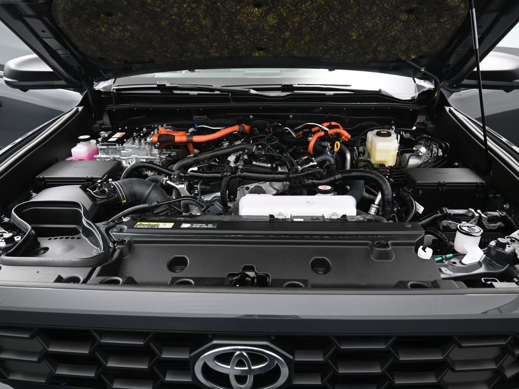 Certified 2025 Toyota 4Runner TRD Off-Road Premium image 43