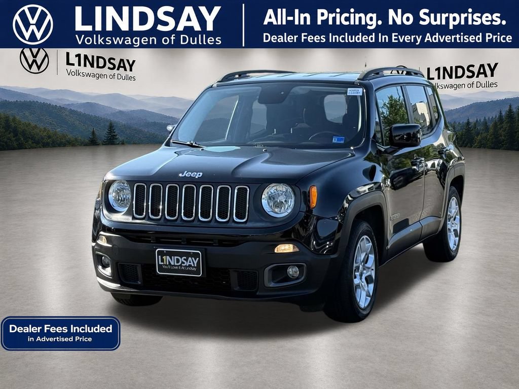 Used 2016 Jeep Renegade Latitude w/ Cold Weather Group FWD image 4
