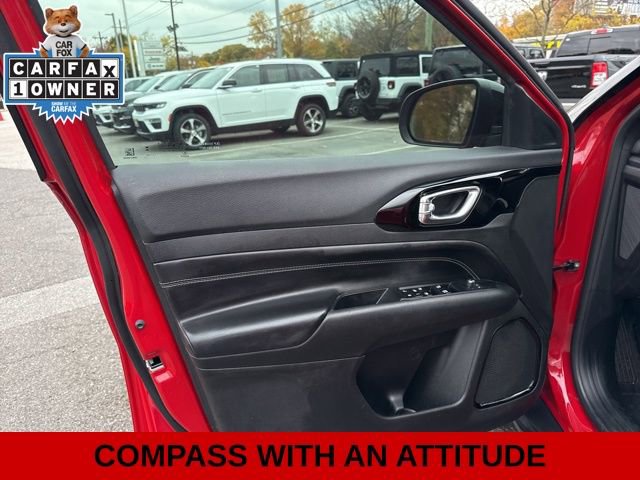 Used 2023 Jeep Compass Altitude image 32