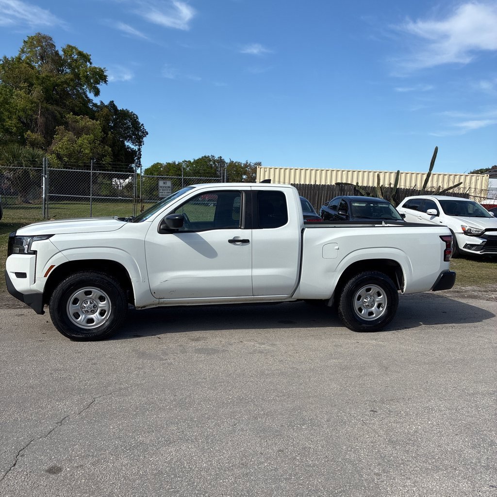 Used 2022 Nissan Frontier S image 11